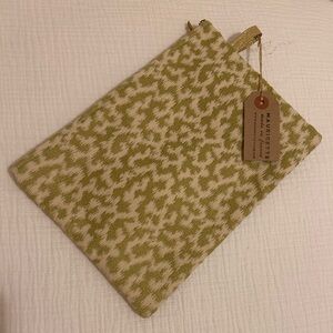 NWT!  Mauricette Paris cosmetic bag